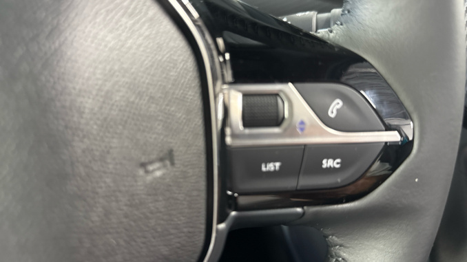 Peugeot 2008 115kW Allure 54kWh 5dr Auto Electric Estate - Image 35